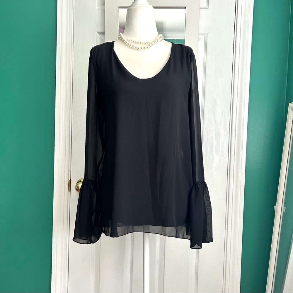 Banana Republic Black Blouse w/Bell Sleeves M